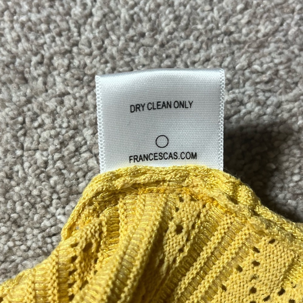 Francesca Yellow Pattern Top Size Small - Picture 7 of 7